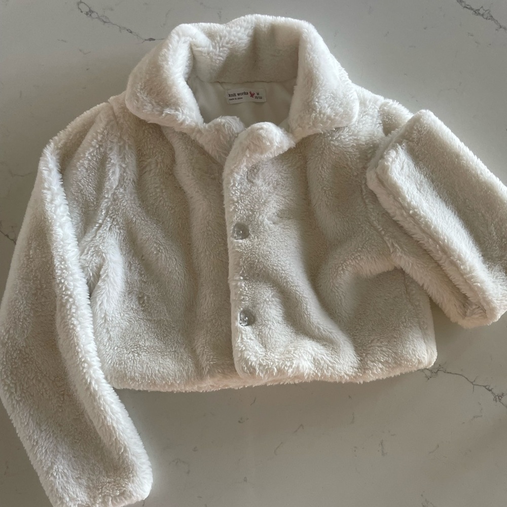 Knit Works faux fur girls white jacket
